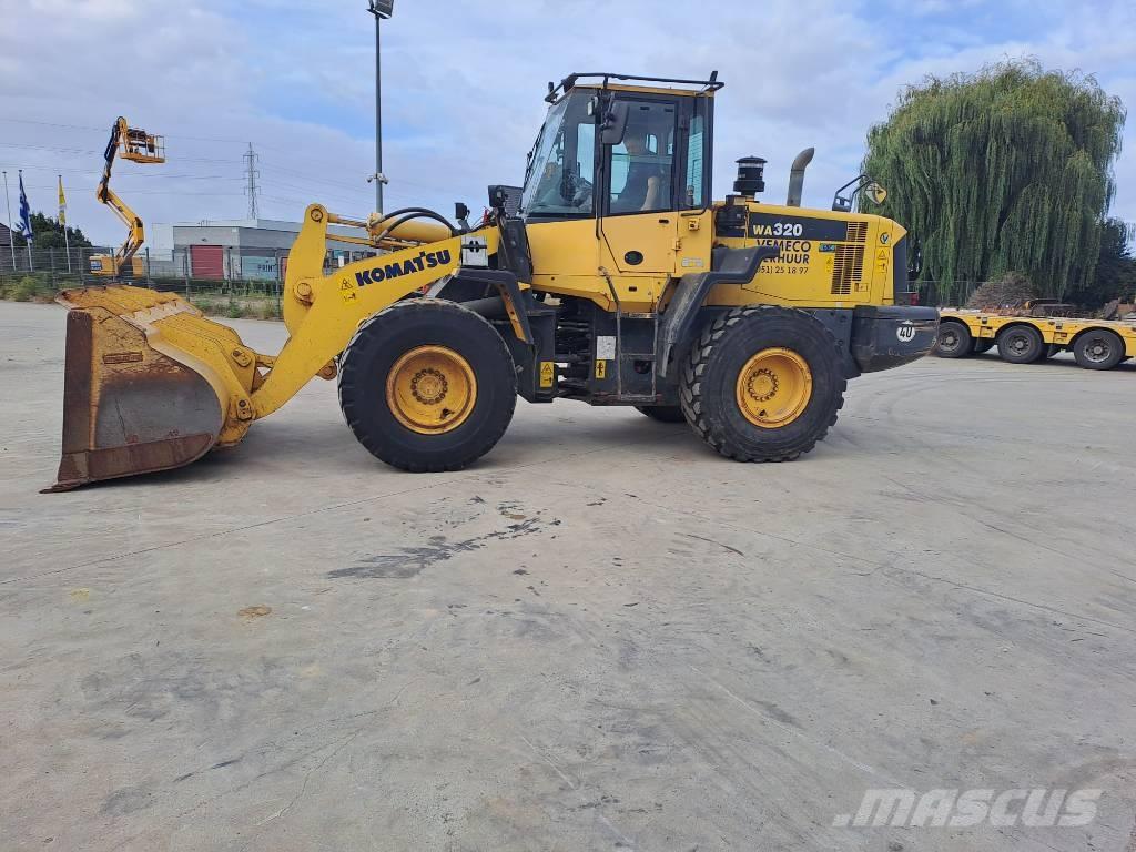 Komatsu WA 320-6 Chargeuse sur pneus