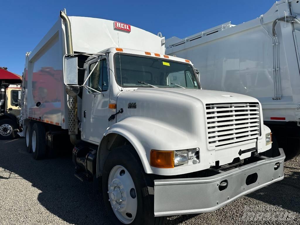 International 4900 Camion poubelle