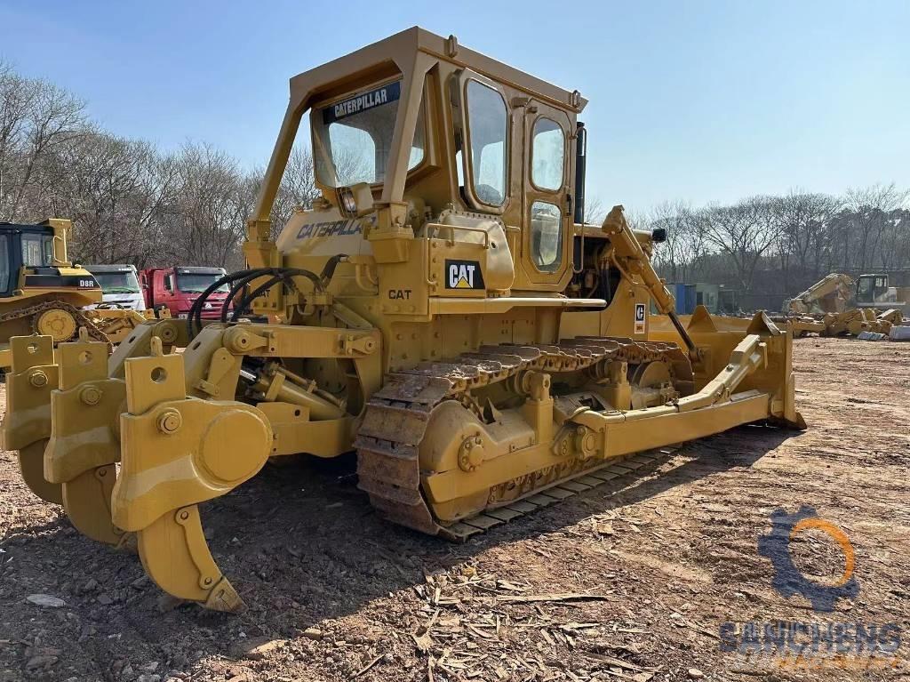 CAT D 8 K Bouteurs sur chenilles