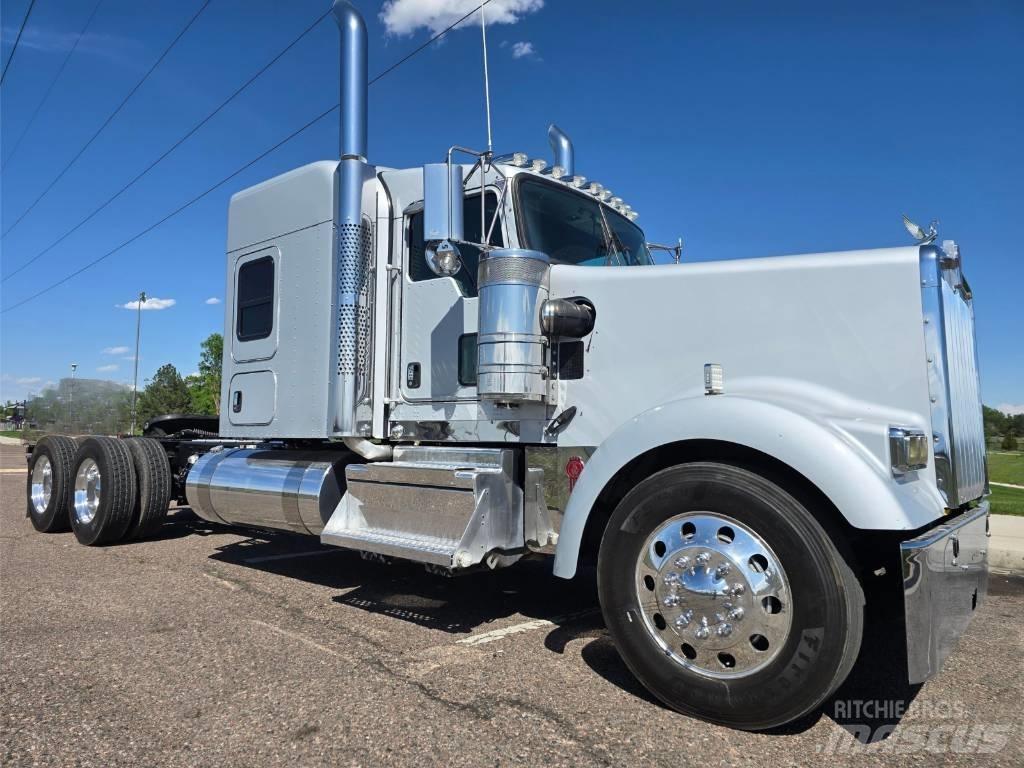 Kenworth W 900 Tracteur routier