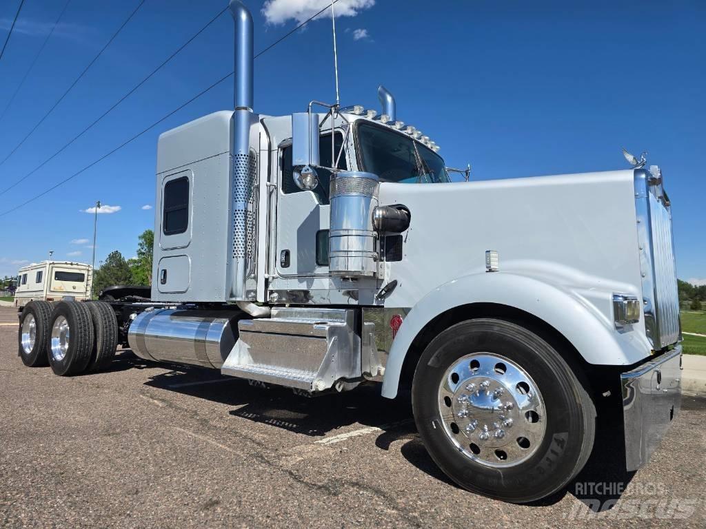 Kenworth W 900 Tracteur routier