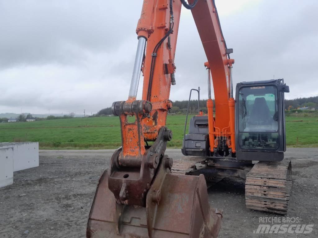 Hitachi Zaxis 130-5 Pelle sur chenilles