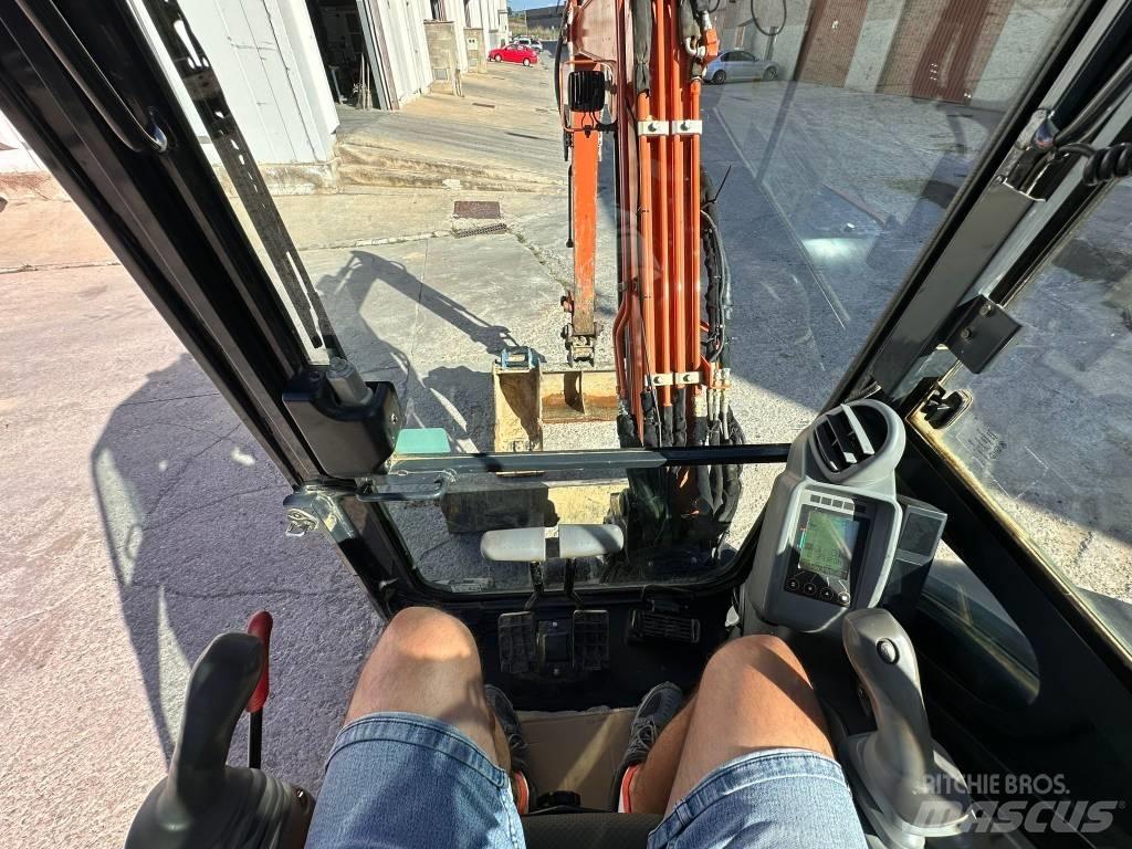 Hitachi ZX 33 U-6 Mini pelle < 7t
