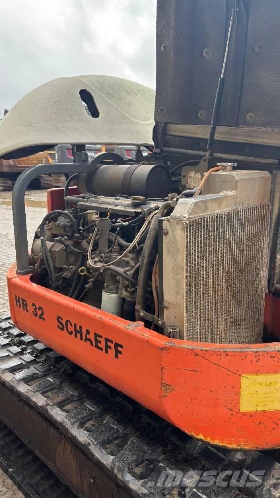 Schaeff HR 32 Mini pelle 7t-12t