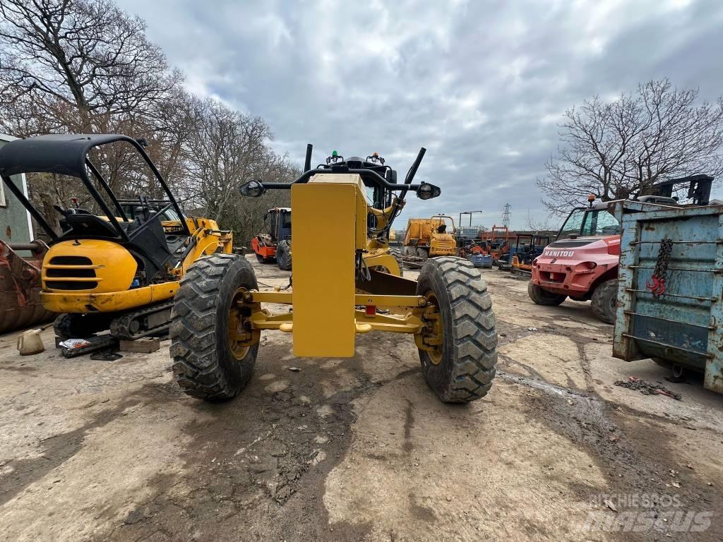 CAT 150 Niveleuse
