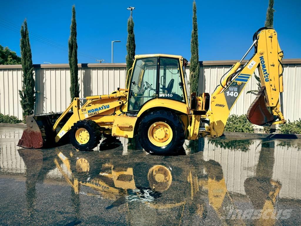 Komatsu WB 140-2N Tractopelle