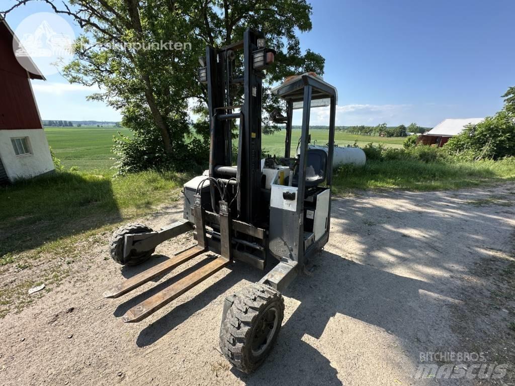 Terberg RE 4-35 Autre camion