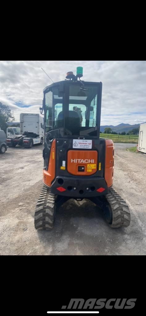 2022 Hitachi 33U-6 Mini pelle < 7t