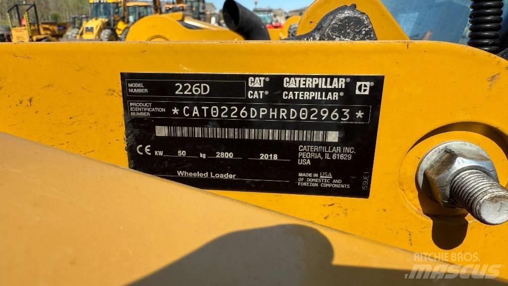 CAT 226 D Chargeuse compacte