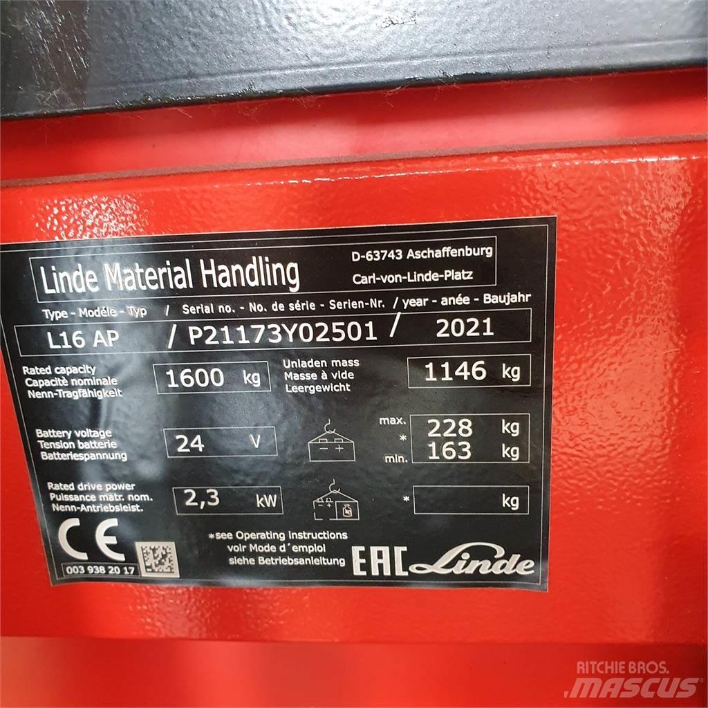 Linde L16APi Gerbeur accompagnant