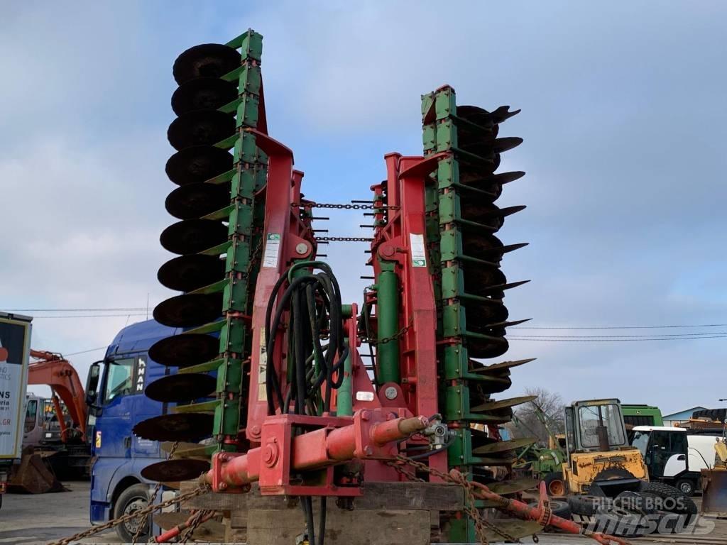 Unia Ares 60 TXL Crover crop