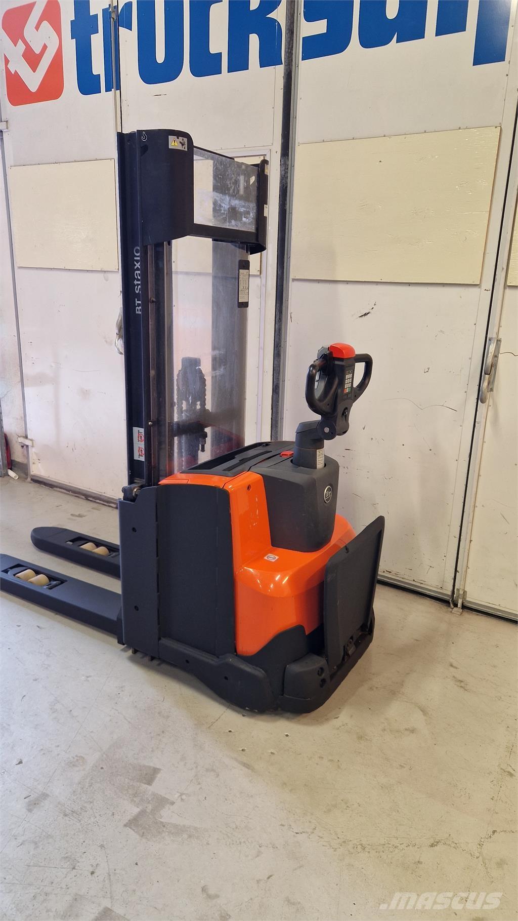 Toyota SWE140L Gerbeurs Automoteurs