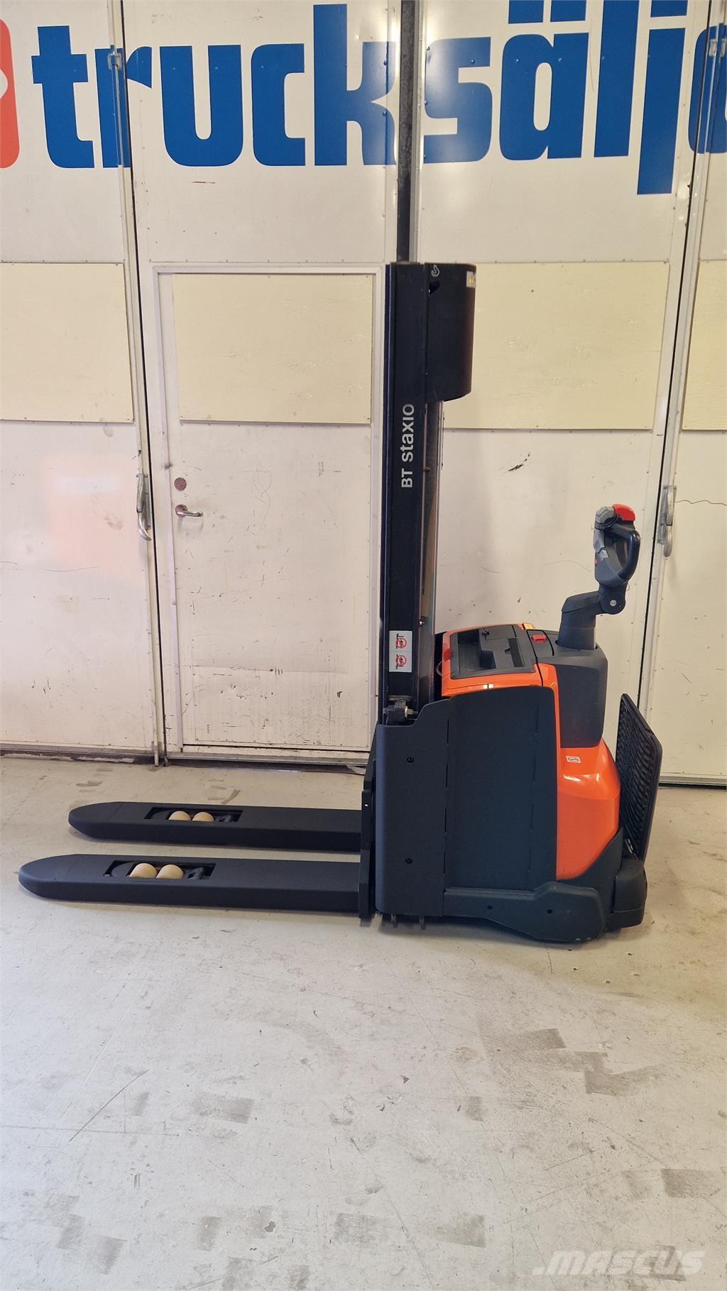 Toyota SWE140L Gerbeurs Automoteurs