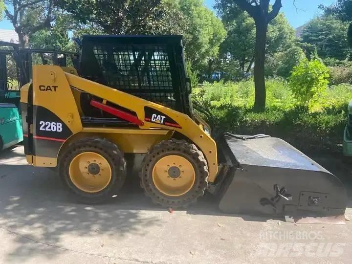 Cata-Dyne 226B Chargeuse compacte