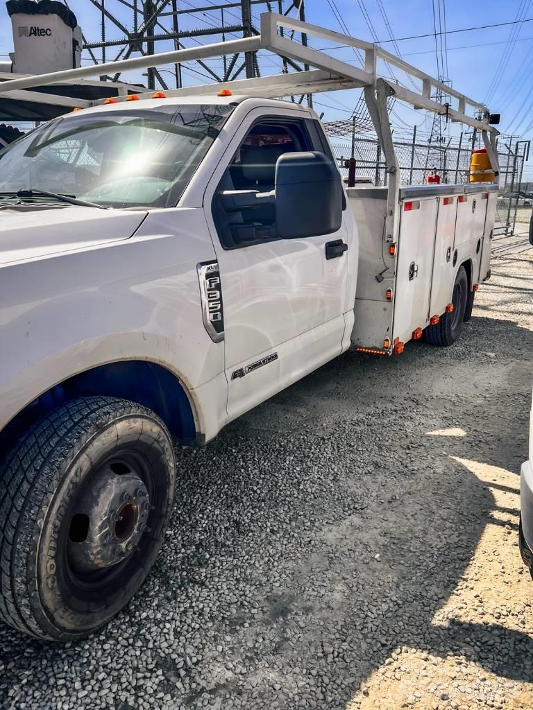 Ford F 350 XL Utilitaire benne