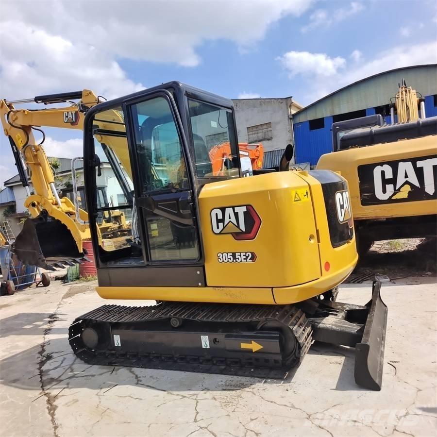 CAT 305.5 E Pelle sur chenilles