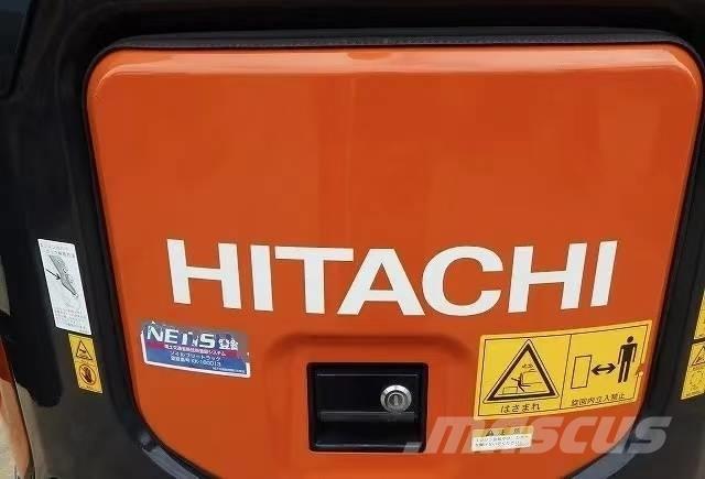 Hitachi 30 Pelle sur chenilles