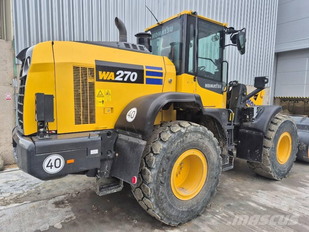 Komatsu WA 270-8 Chargeuse sur pneus