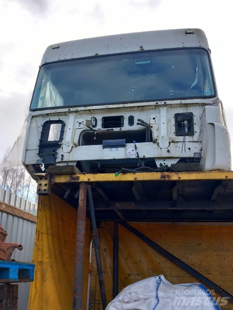 DAF XF105.460 Cabines