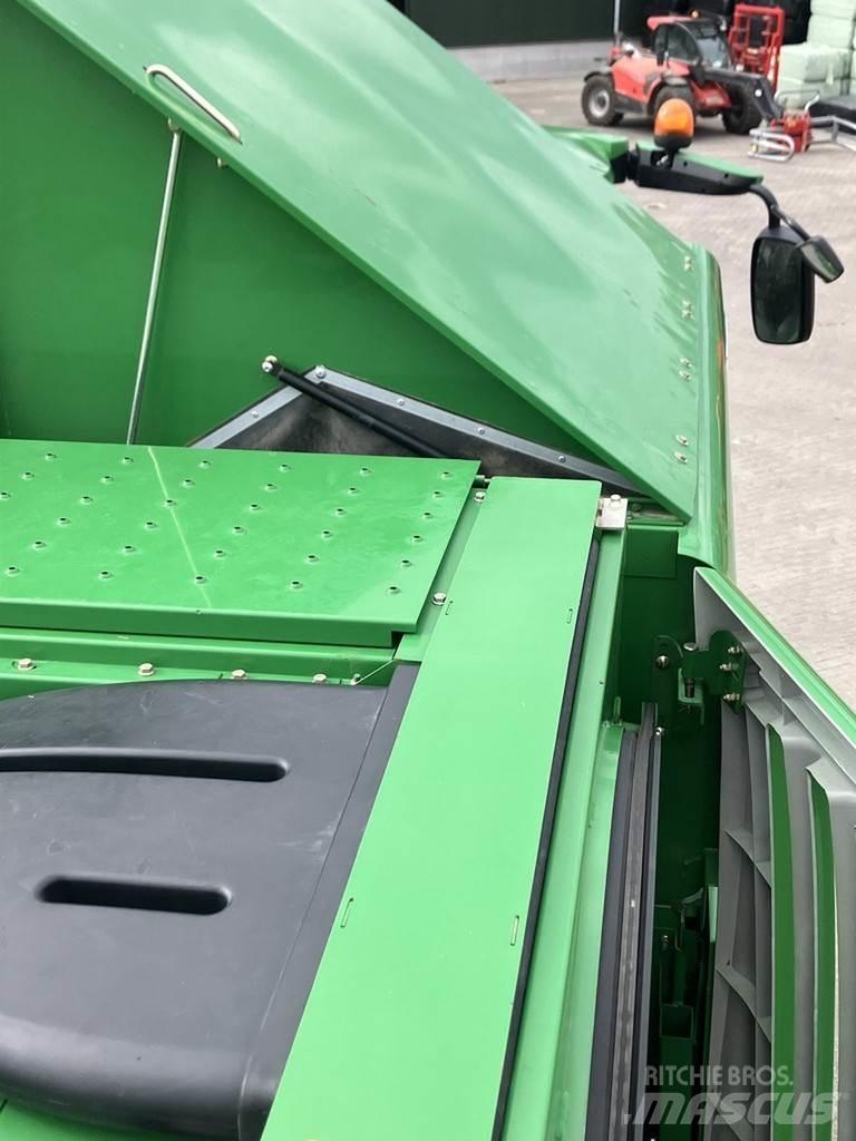 John Deere T550 Moissonneuse batteuse