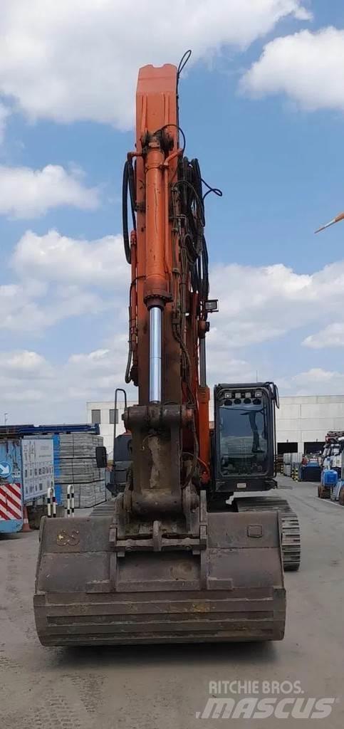 Hitachi ZX350LC-5B Pelle sur chenilles