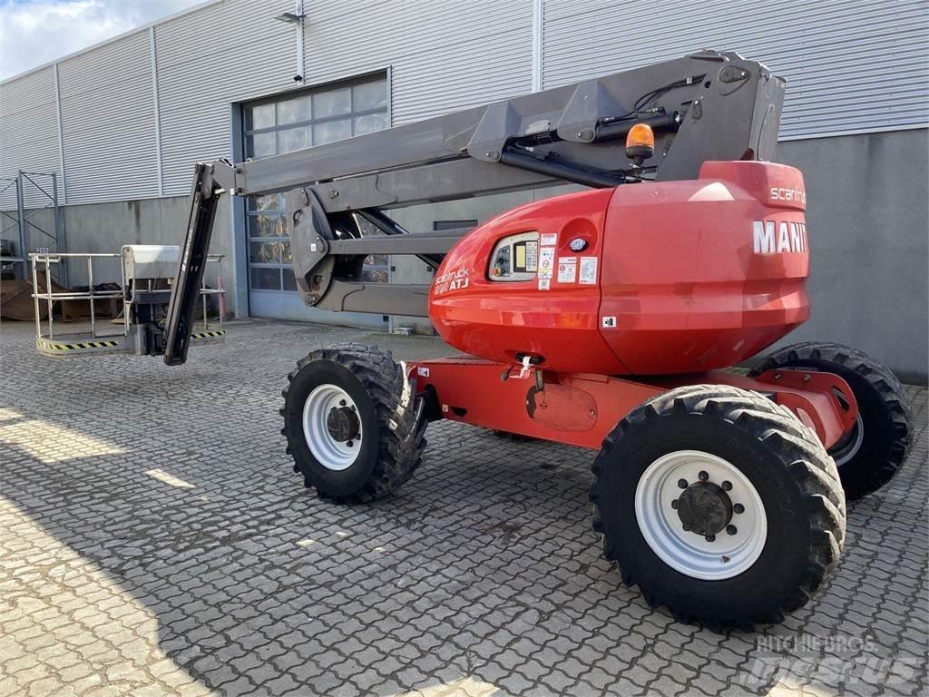 Manitou 200ATJ RC Nacelles articulées