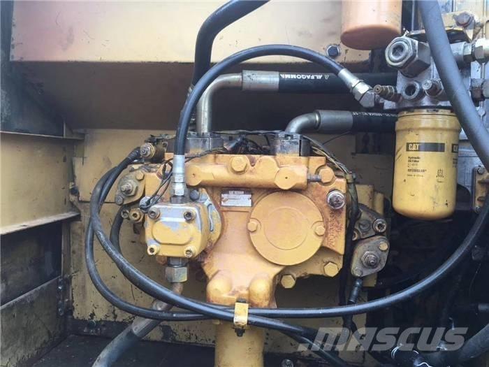 CAT 320 C Pelle sur chenilles