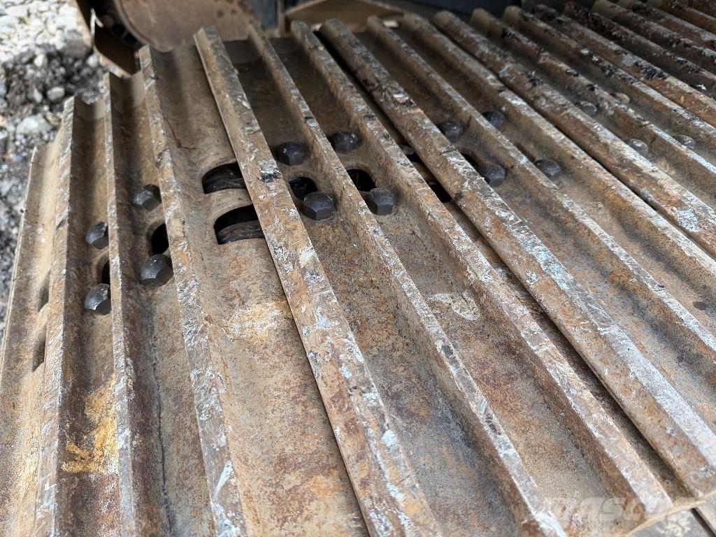 Sany SY 135 C Pelle sur chenilles