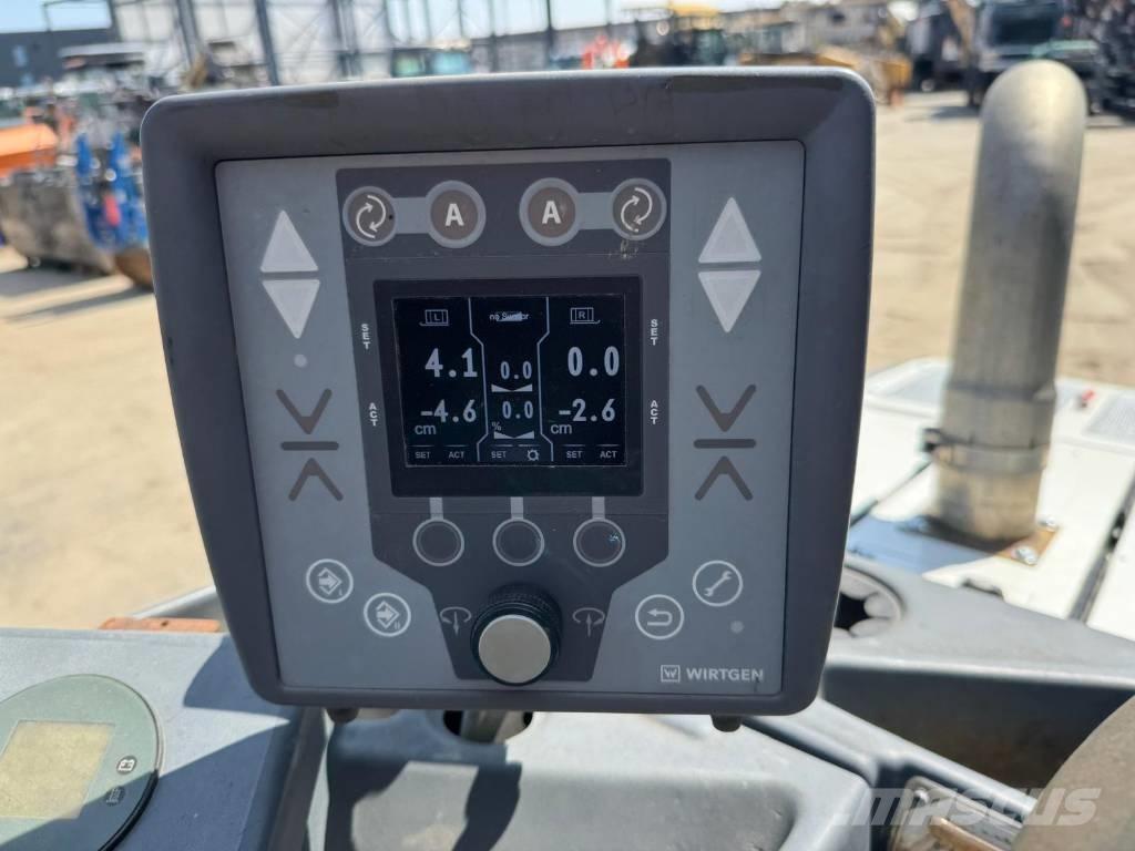 Wirtgen W 35 RI Fraiseuse à froid