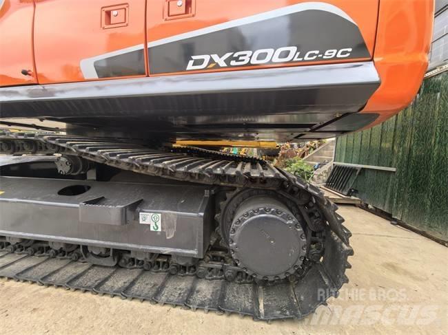 Doosan DX 300 LC Pelle sur chenilles