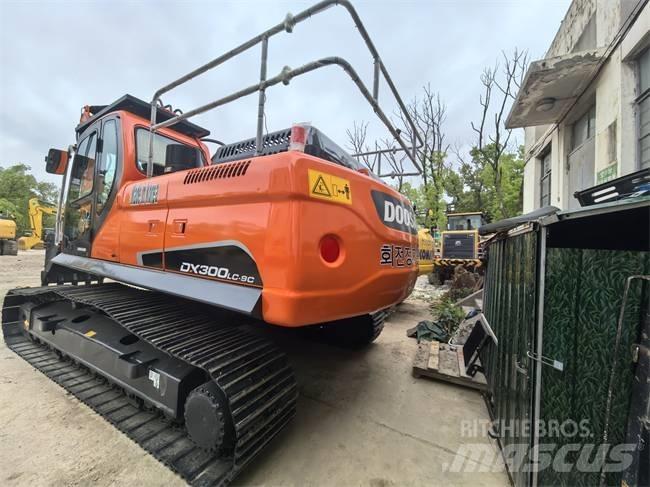 Doosan DX 300 LC Pelle sur chenilles