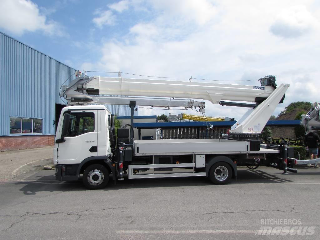 Böcker AK 37 Grues mobiles