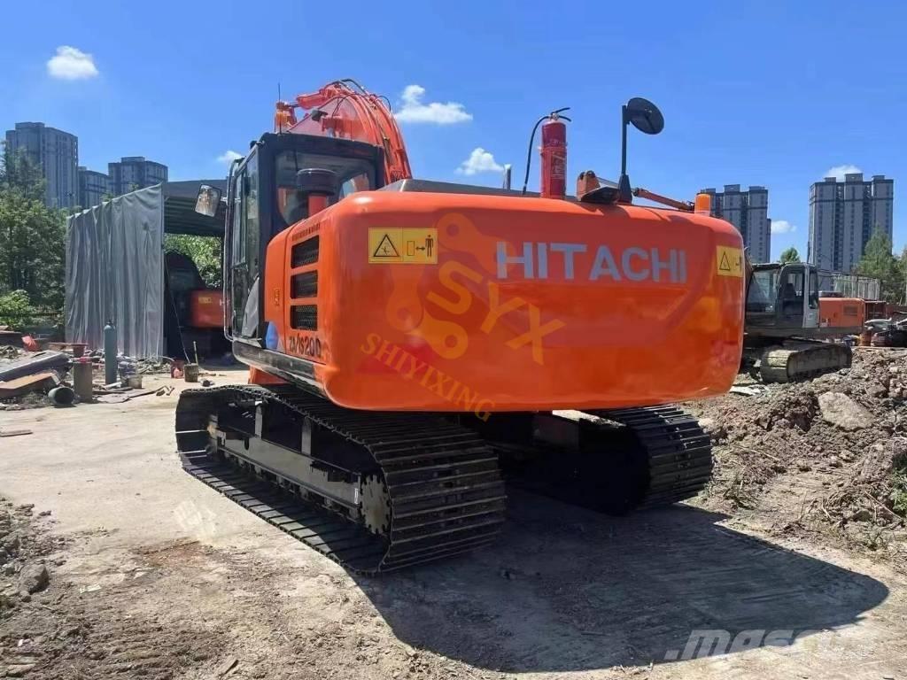 Hitachi ZX200-5G Pelle sur chenilles