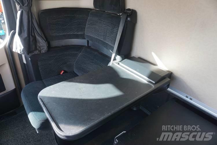 Mercedes-Benz Arocs Camion benne