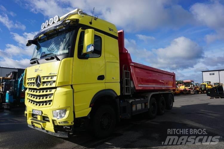 Mercedes-Benz Arocs Camion benne
