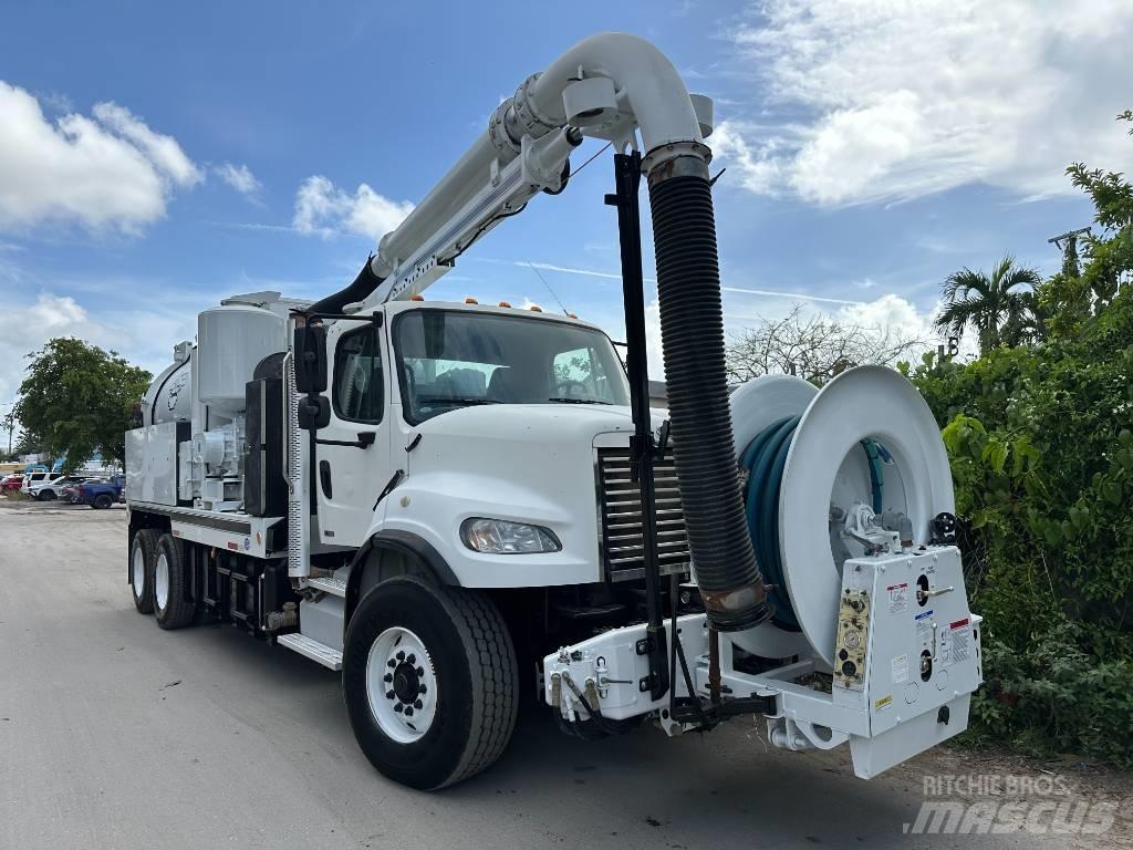 Freightliner M2 Camion aspirateur, Hydrocureur