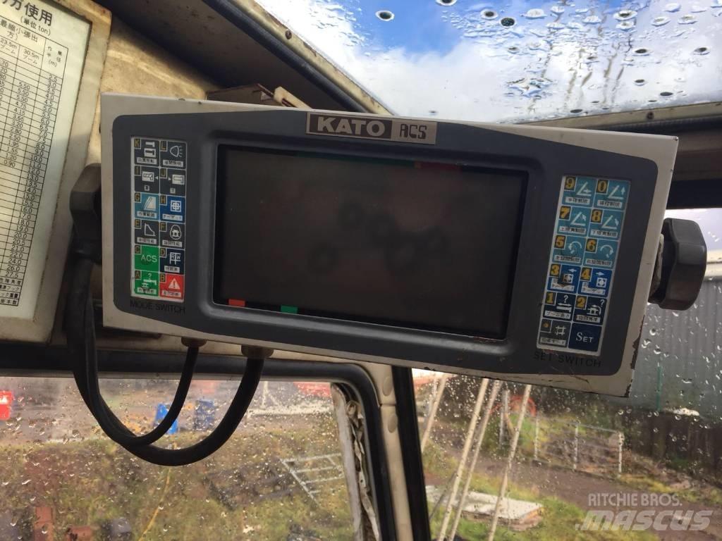 Kato KR30H Grues tout terrain