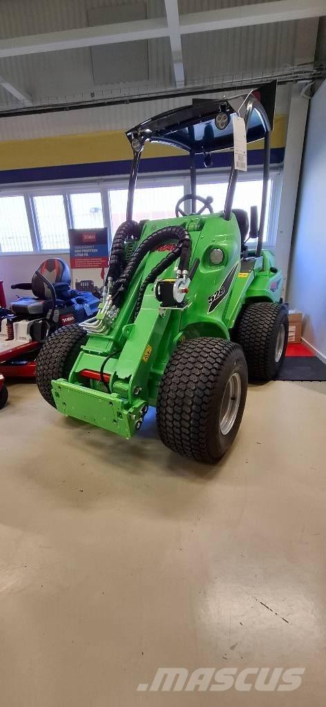 Avant 528 Chargeuse multifonction