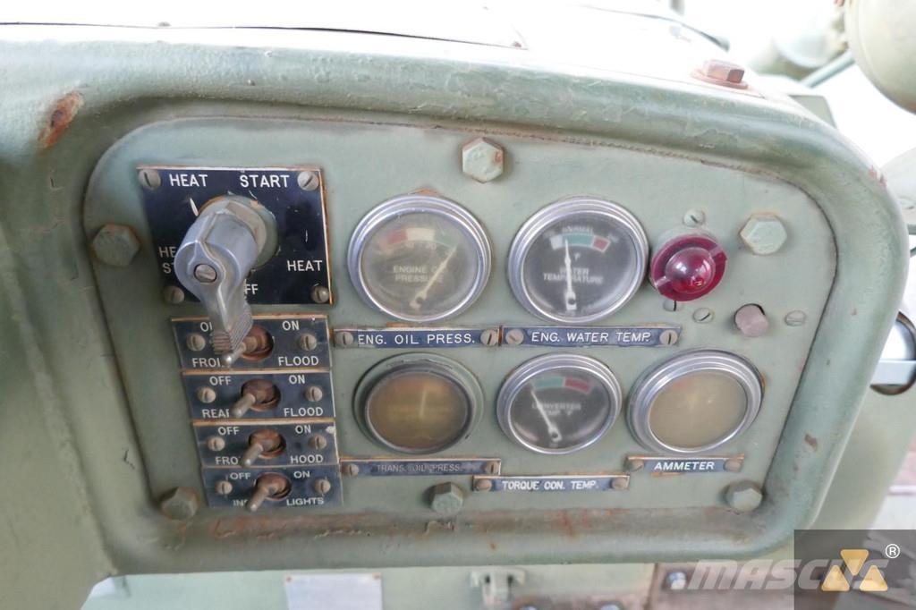 CAT D7F Ex-army Bouteurs sur chenilles