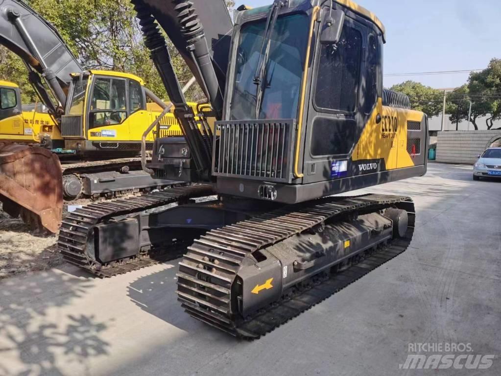 Volvo EC 210 B LC Pelle sur chenilles