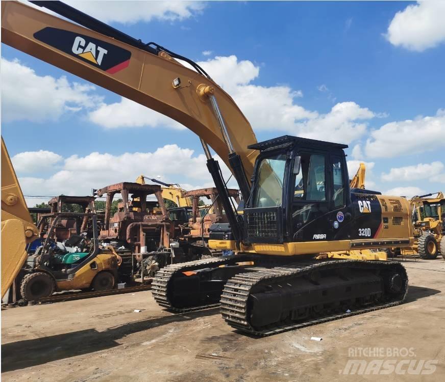 CAT 320 D Pelle sur chenilles