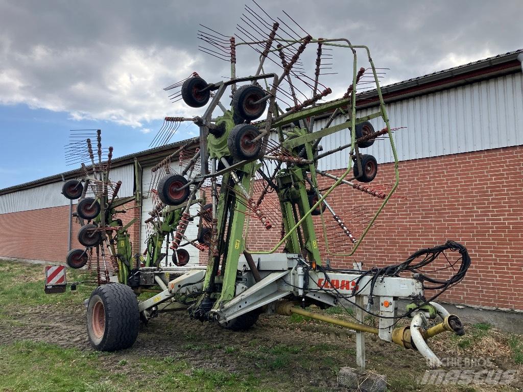 CLAAS Liner 3500 Rateau faneur