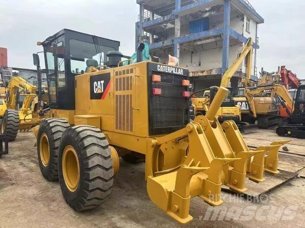 CAT 140 K Niveleuse