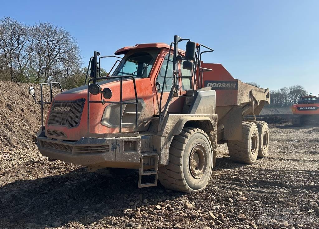 Doosan DA 30 Tombereau articulé
