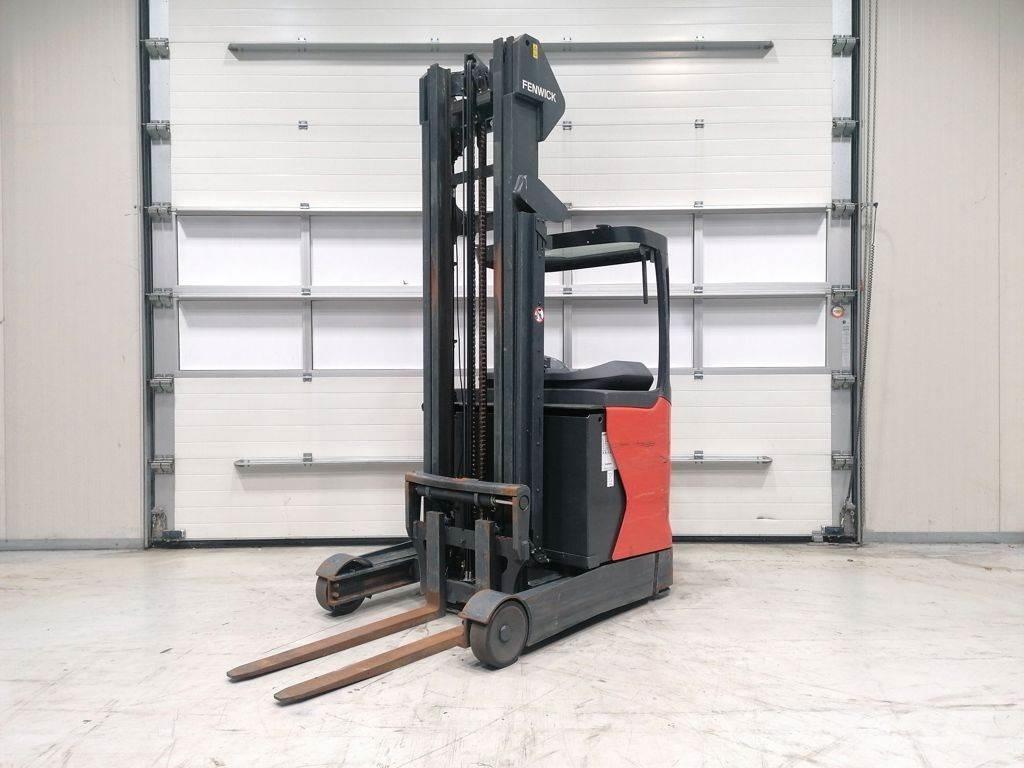 Linde R14-01 Chariot à mât rétractable