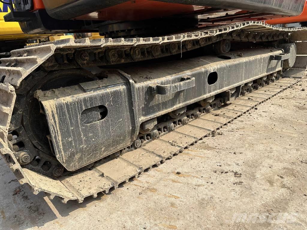 Doosan DX140LC-9C Pelle sur chenilles