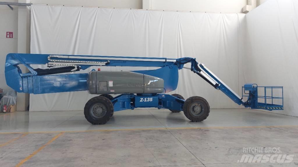 Genie ZX 135/70 Nacelles articulées