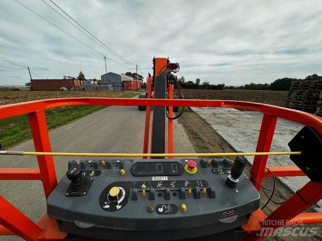JLG 860 SJ Nacelles télescopiques