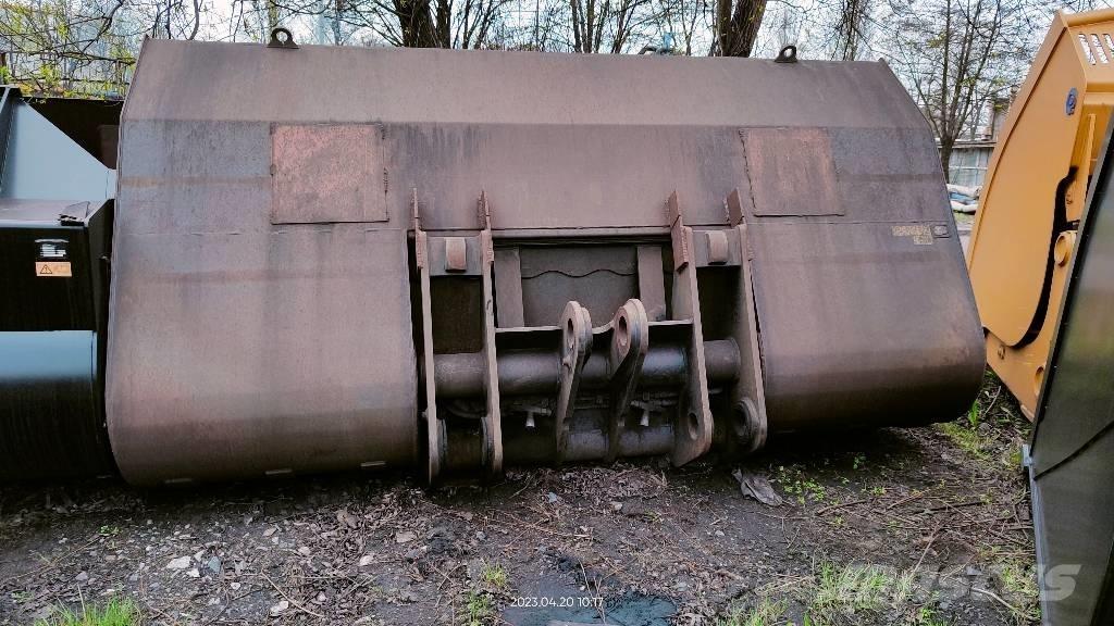Volvo 180F Godet
