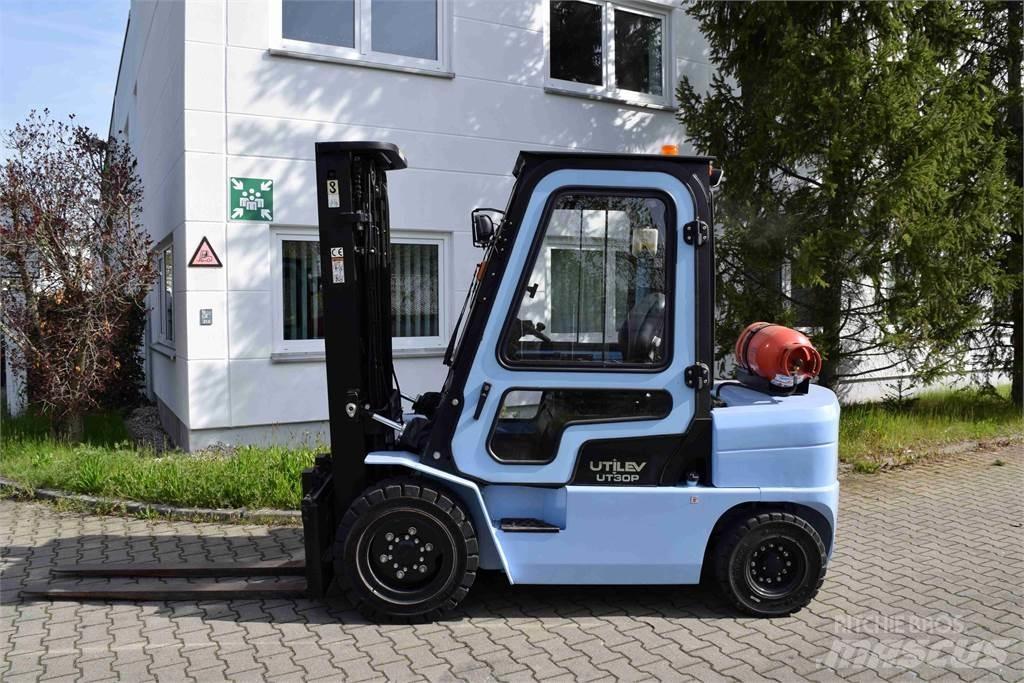 Utilev UT 30 Chariots GPL